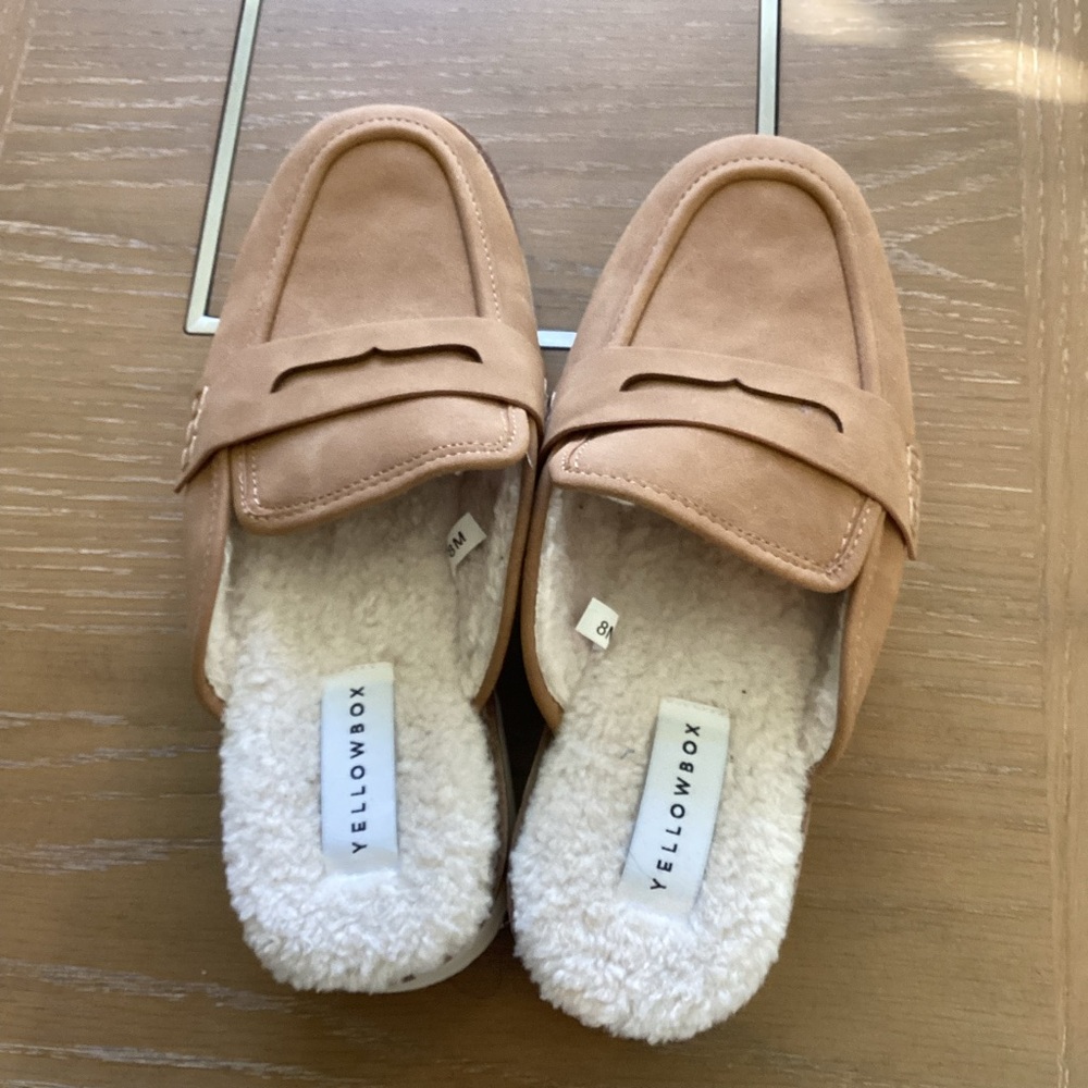 Yellow Box Tan Loafers with White Lining